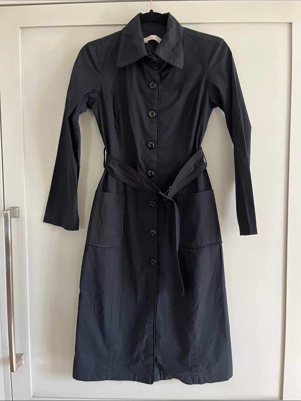 Vintage MaxMara Collection Black Long-Sleeve Button Shirt Dress w Belt & Pockets